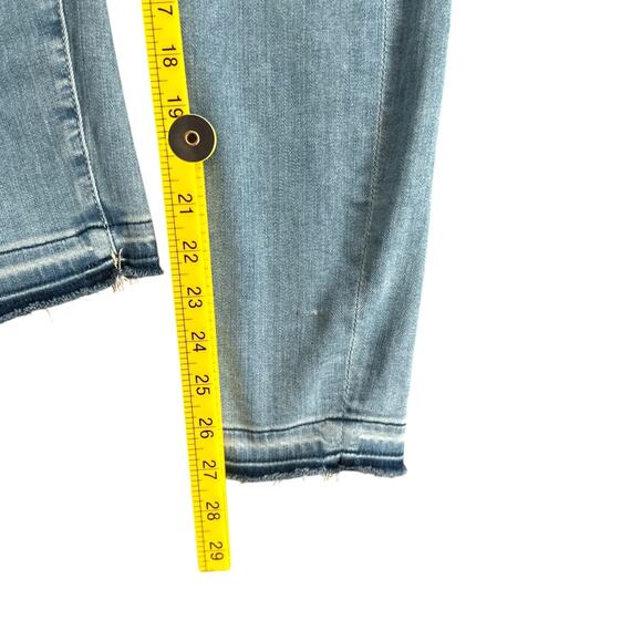 7 For All Mankind The Ankle Skinny Light Blue Mid Rise Raw Hem Jeans Womens 27‎ - Picture 10 of 11